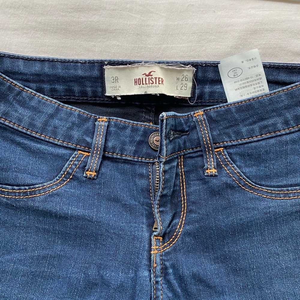 HOLLISTER LOW RISE JEANS - Picture 2 of 3